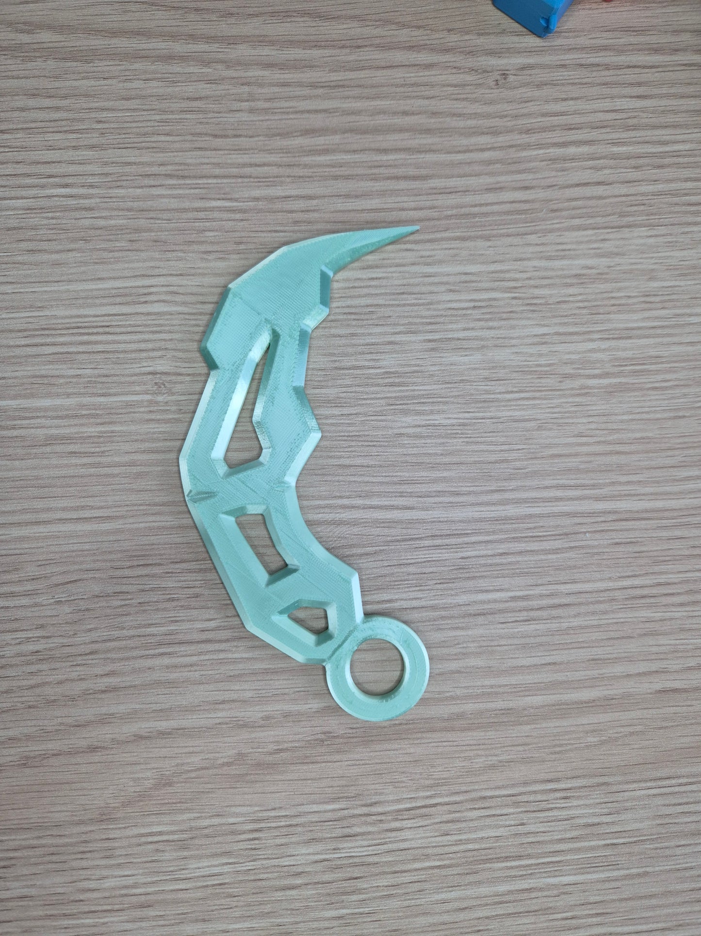 Karambit z Rivals Emerald